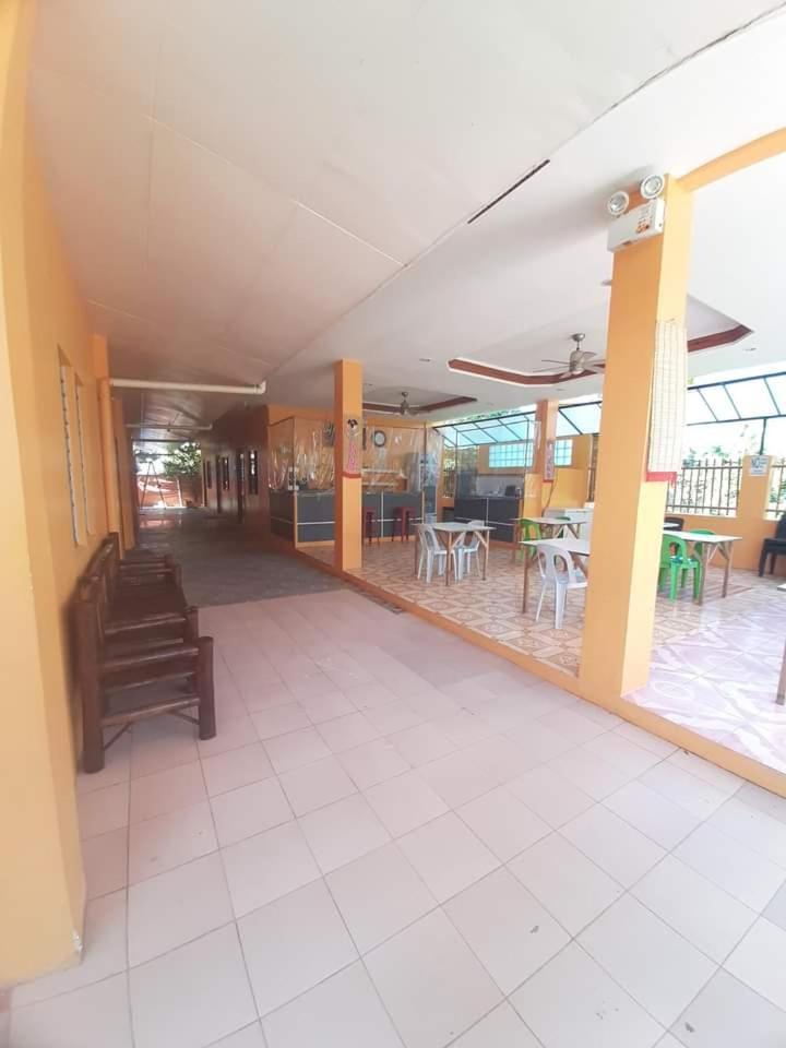 Hotel Jessa'S 5 Guests House Moalboal Exterior foto